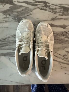 On Running Cloud White Woman’s Running Shoes